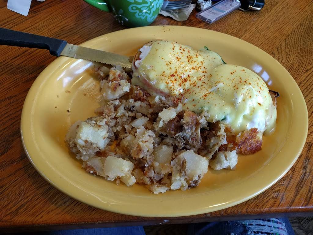 Sharkys Eatery | restaurant | 221 Doc Susie Ave, Fraser, CO 80442, USA | 9707268646 OR +1 970-726-8646