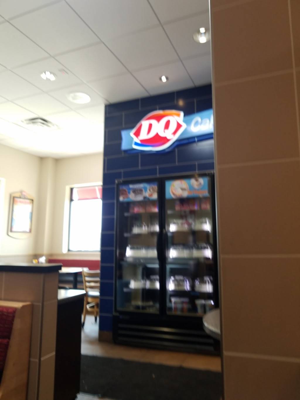 Dairy Queen Grill & Chill | restaurant | 185 Peosta St, Peosta, IA 52068, USA | 5635834646 OR +1 563-583-4646