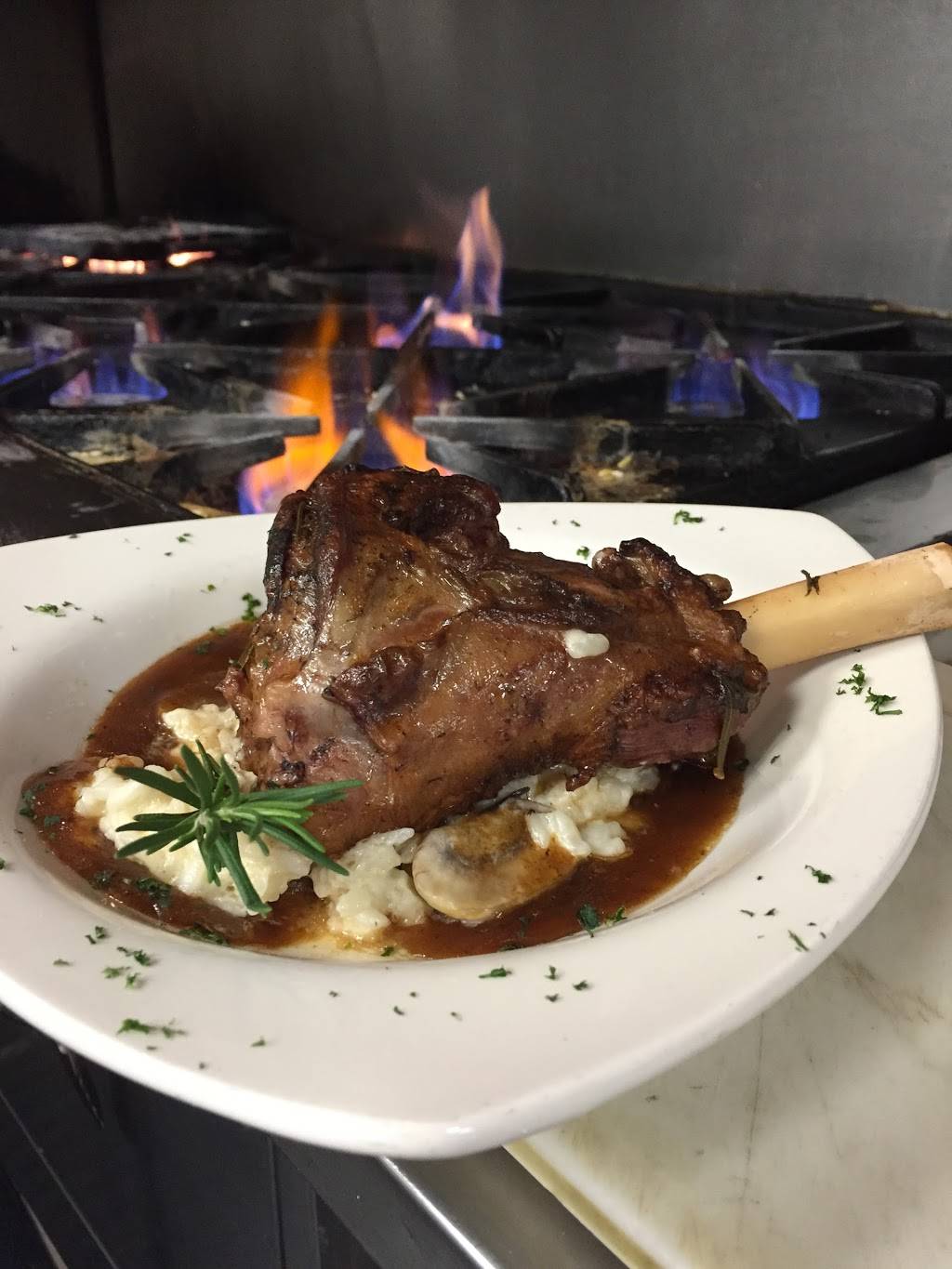 Nazzaros Italian Cuisine | restaurant | 196 Retreat Village, St Simons, GA 31522, USA | 9126346161 OR +1 912-634-6161