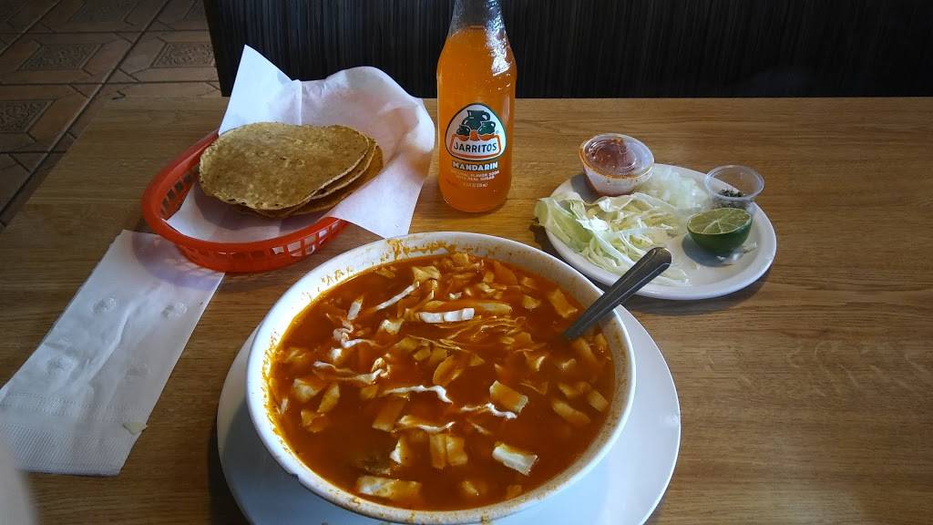 Taqueria Y Mariscos Chapala | restaurant | 303 1st St, Gilroy, CA 95020, USA | 4088428925 OR +1 408-842-8925