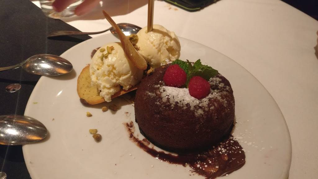 Flemings Prime Steakhouse & Wine Bar | restaurant | 9200 Stony Point Pkwy Suite 131, Richmond, VA 23235, USA | 8042727755 OR +1 804-272-7755