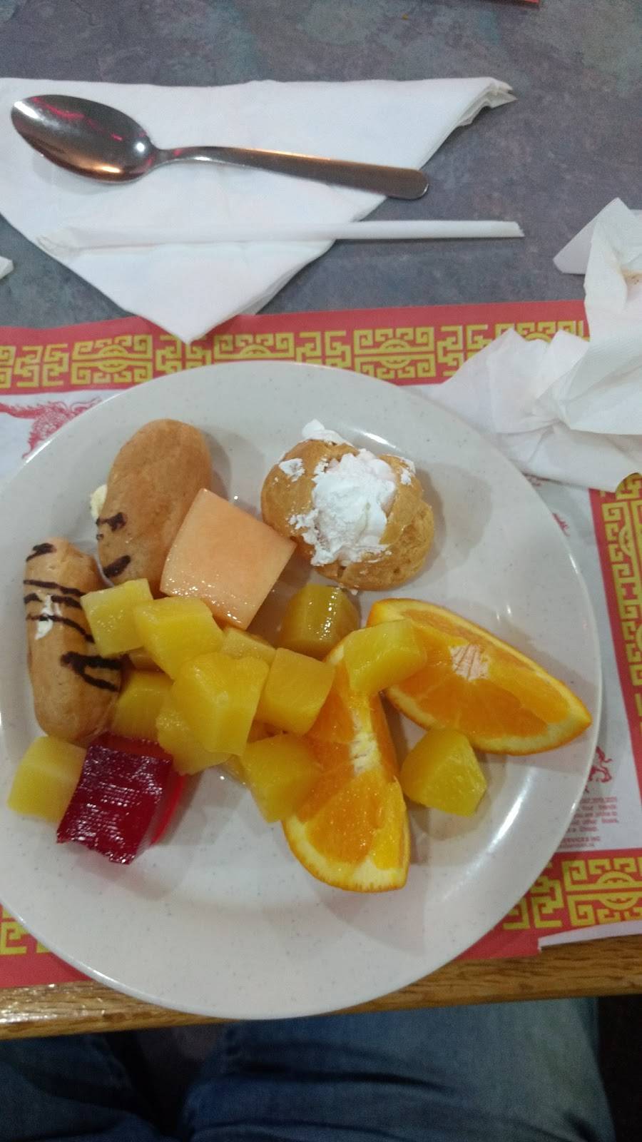 China Buffet | restaurant | 961 W Clairemont Ave, Eau Claire, WI 54701, USA | 7155521198 OR +1 715-552-1198