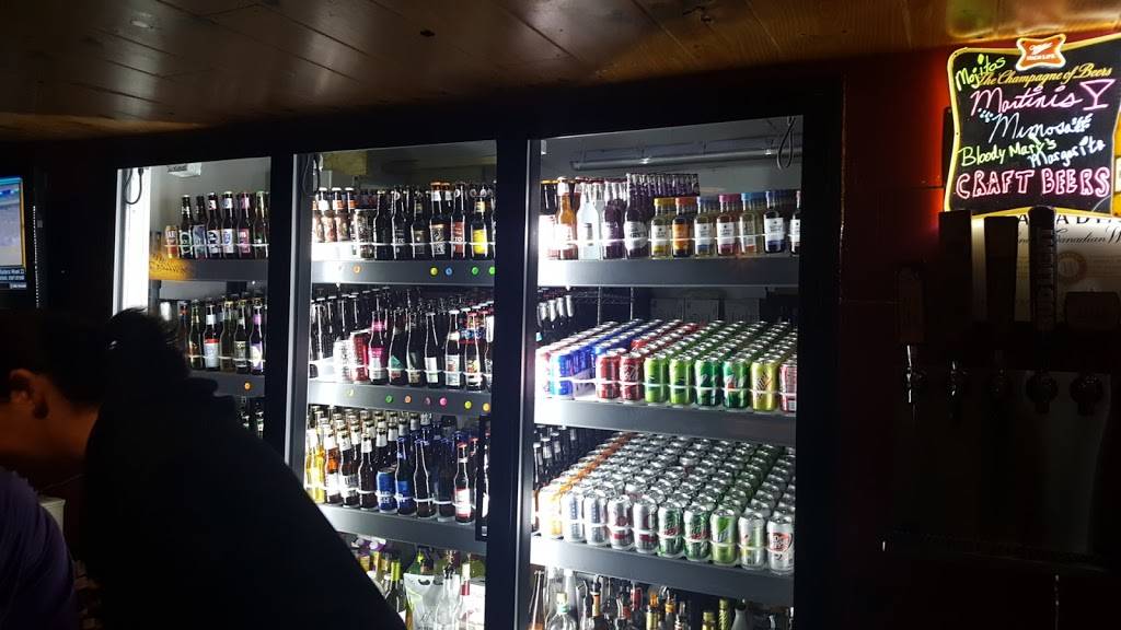 Kellner International Bar | restaurant | 1204 80th St S, Wisconsin Rapids, WI 54494, USA | 7154238884 OR +1 715-423-8884