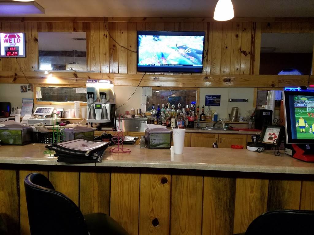 Wallys Seafood | restaurant | 3339 S Westwood Blvd, Poplar Bluff, MO 63901, USA | 5736092732 OR +1 573-609-2732