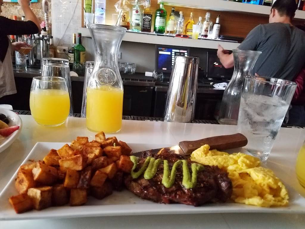 LOKaL | night club | 2500 N Ashland Ave, Chicago, IL 60614, USA | 8728293330 OR +1 872-829-3330