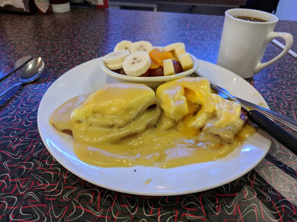 Traceys Diner | restaurant | 724 J St, Marysville, CA 95901, USA | 5309232567 OR +1 530-923-2567