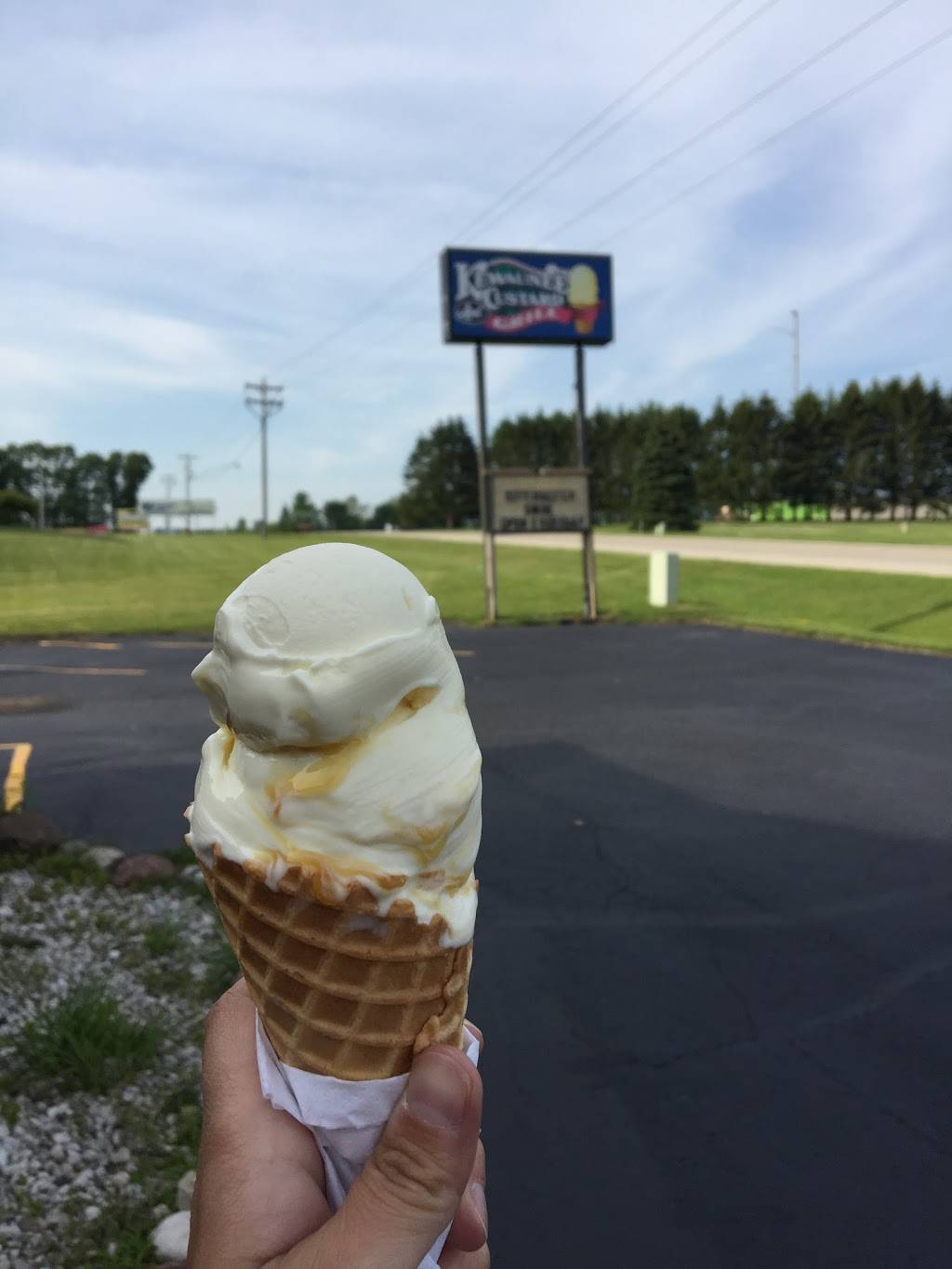 Kewaunee Custard & Grill | restaurant | 707 Main St, Kewaunee, WI 54216, USA | 9203880720 OR +1 920-388-0720