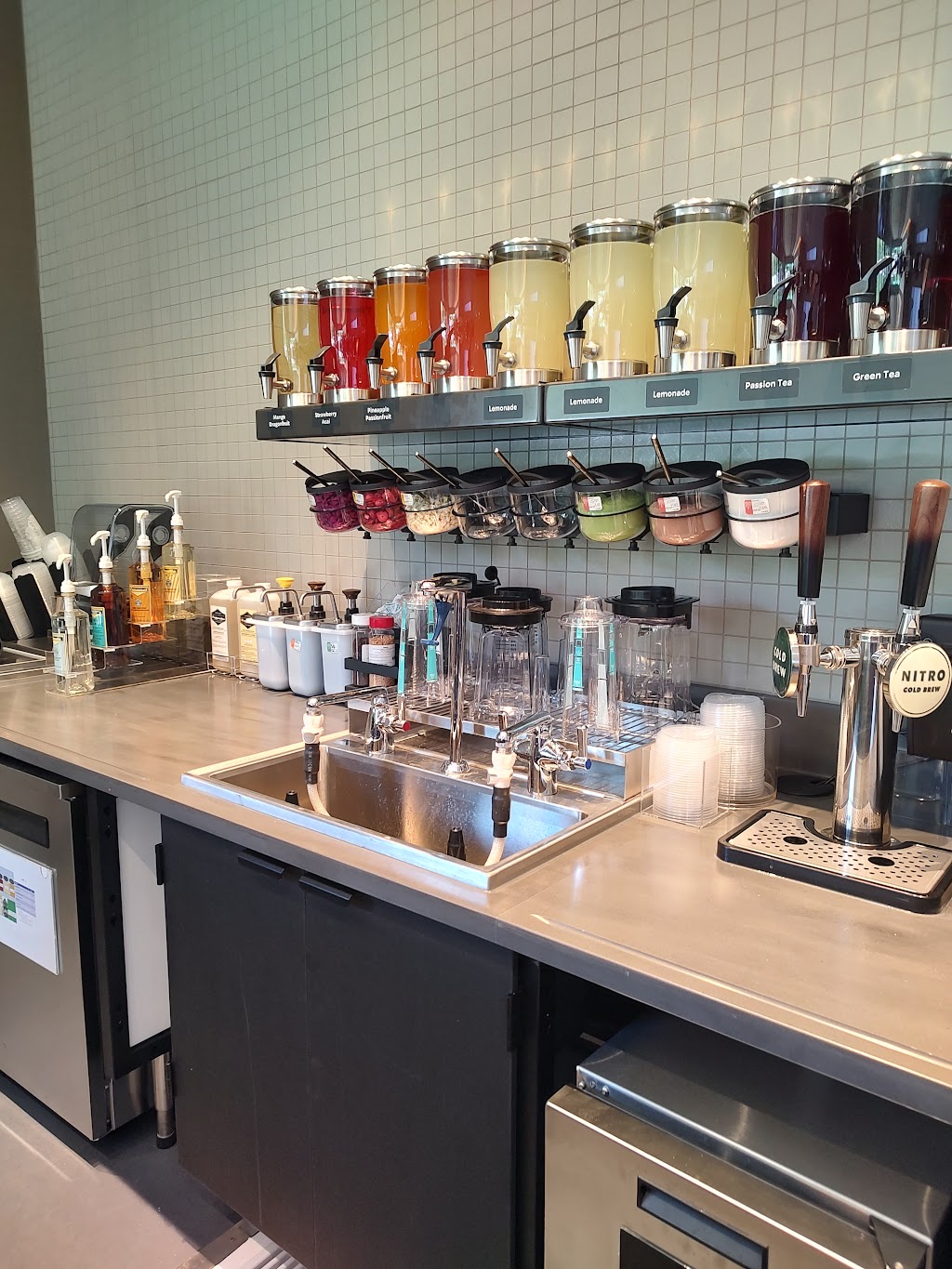 Starbucks | cafe | 3047 Charleston Hwy, Cayce, SC 29172, USA | 8033027695 OR +1 803-302-7695