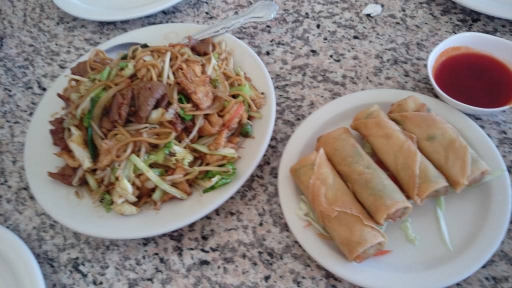 Wall Chinese Restaurant | restaurant | 1935 W Ramsey St, Banning, CA 92220, USA | 9518492726 OR +1 951-849-2726