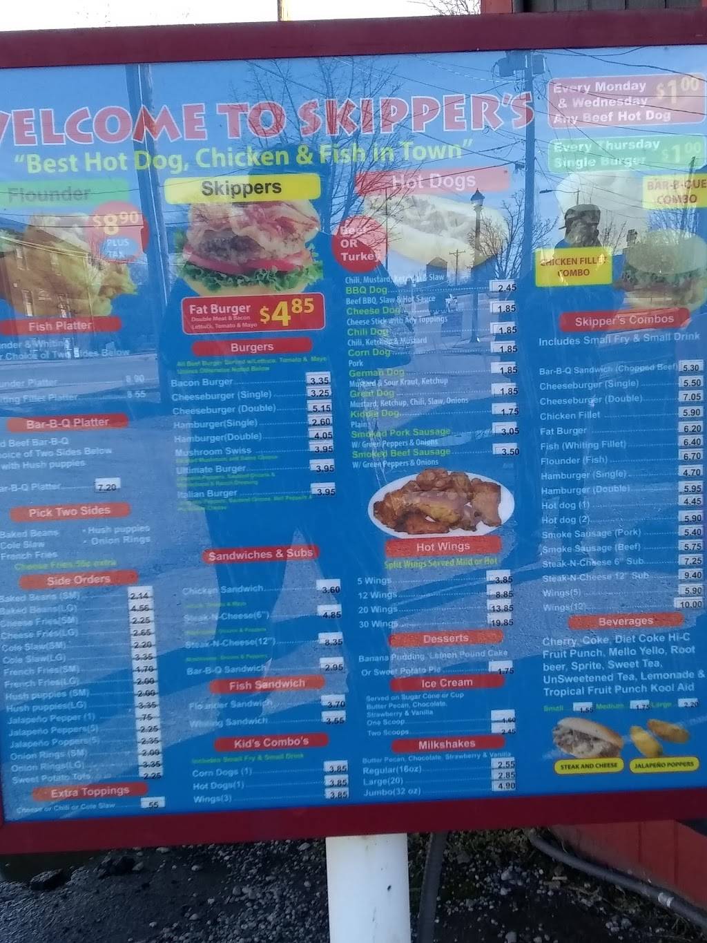 Skippers All Beef Hot Dogs | restaurant | 1940 E Market St, Greensboro, NC 27401, USA | 3362743647 OR +1 336-274-3647