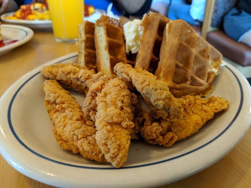 IHOP | restaurant | 5920 Quebec St, Fort Worth, TX 76135, USA | 8172372894 OR +1 817-237-2894