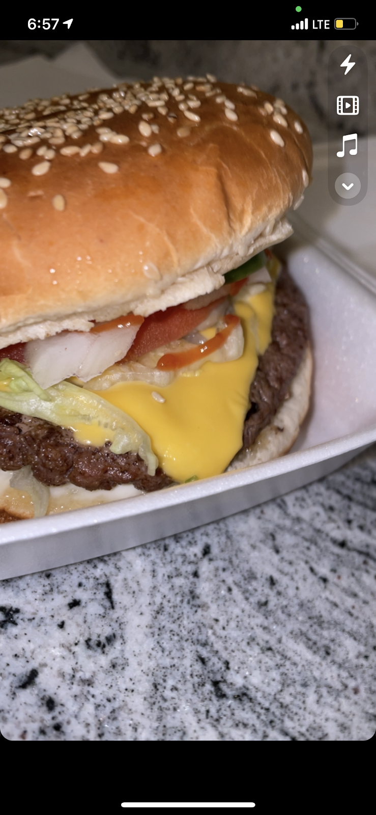 Hot Chix Halal | restaurant | 49 High St, Medford, MA 02155, USA | 7813950001 OR +1 781-395-0001