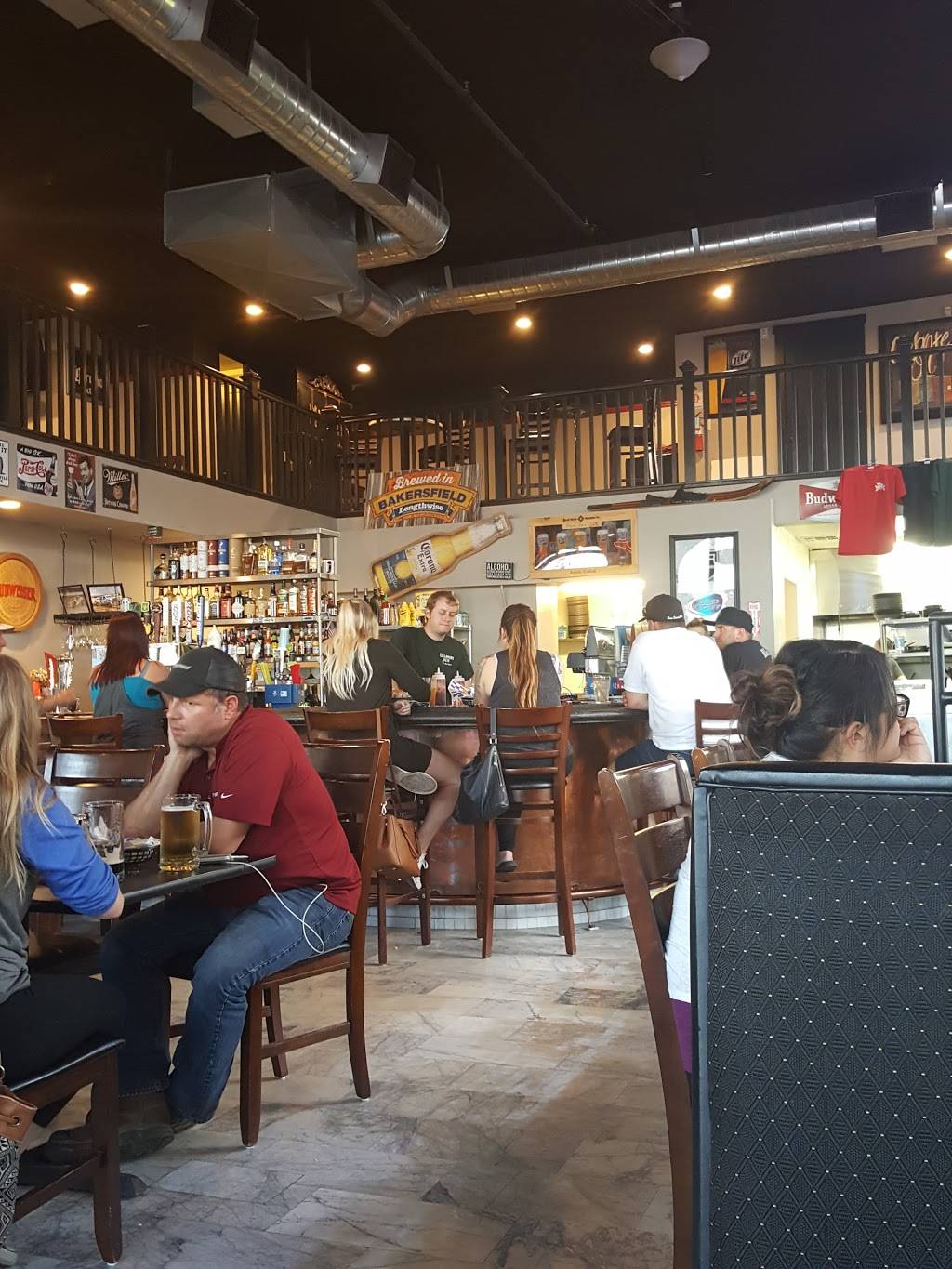 The Bank Sports Lounge | restaurant | 431 North St, Taft, CA 93268, USA | 6617454963 OR +1 661-745-4963