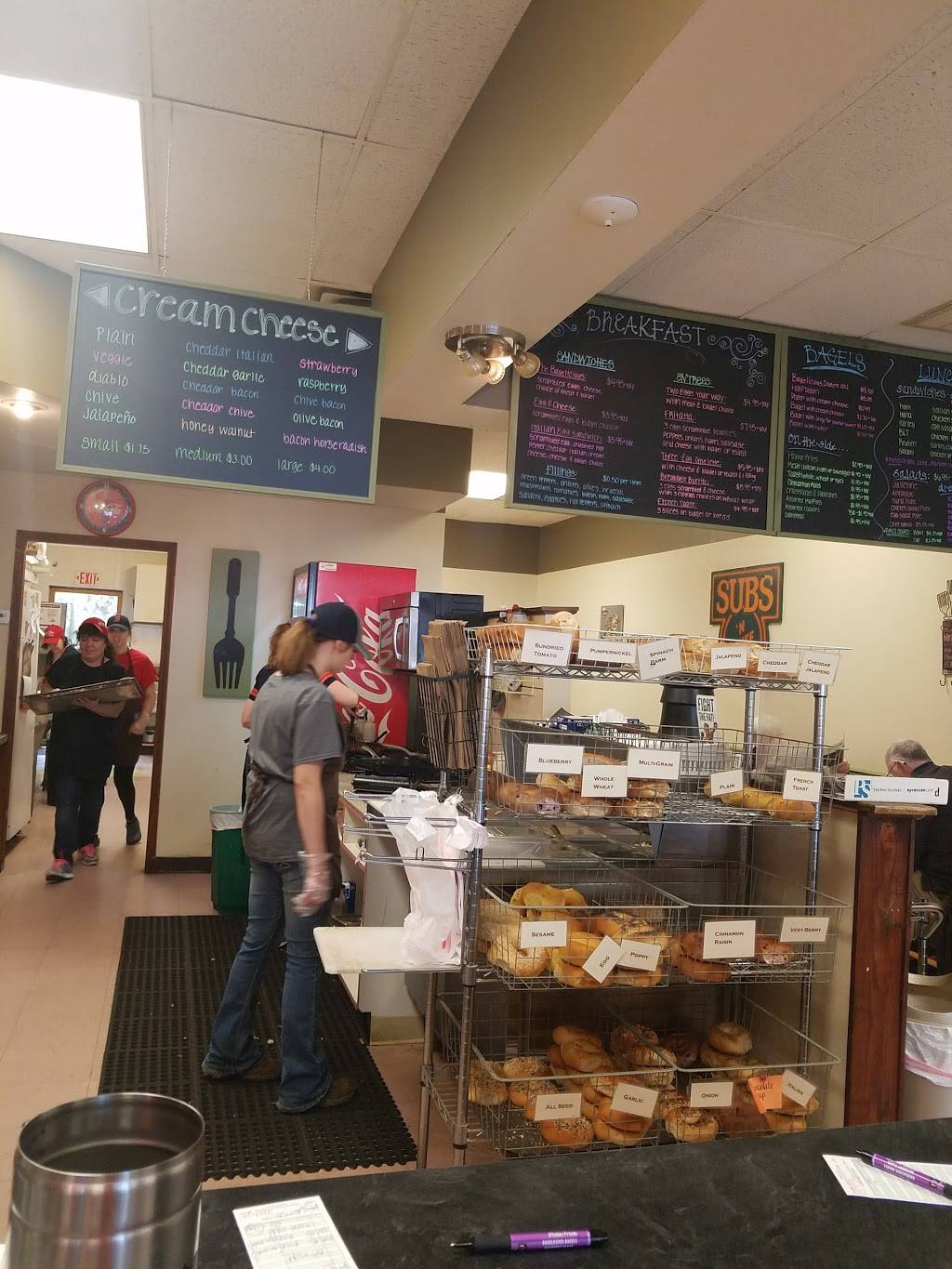 Bagelicious of Bayberry | restaurant | 7608 Oswego Rd #12, Liverpool, NY 13090, USA | 3156526007 OR +1 315-652-6007