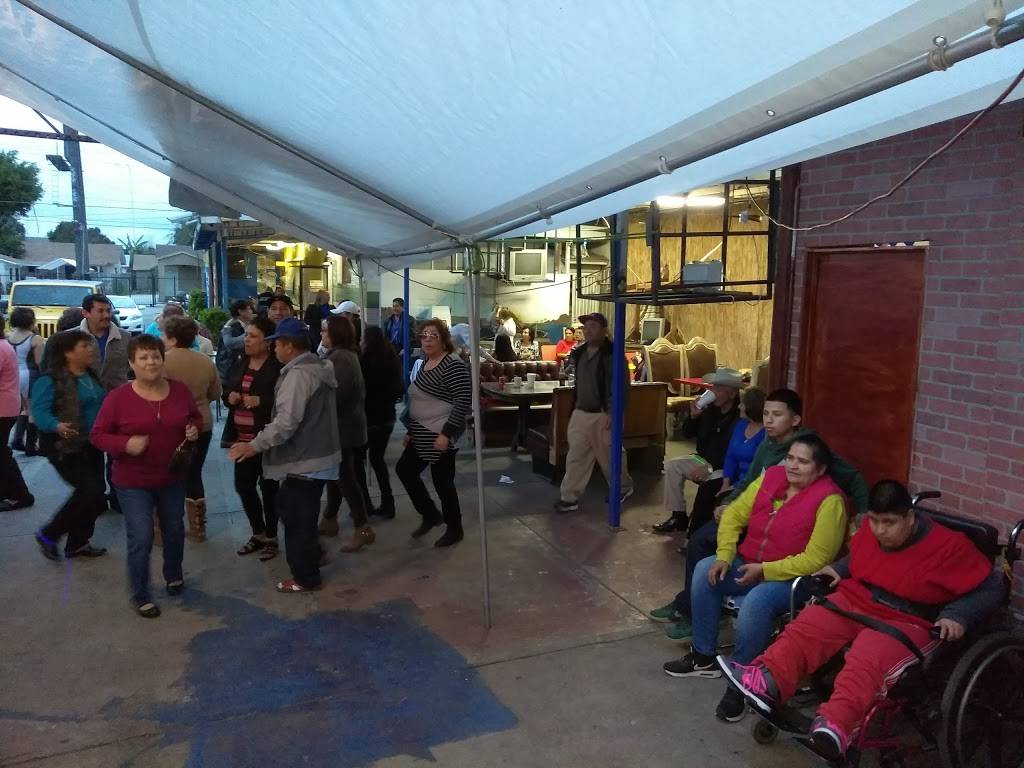 Las Champas Pupuseria #1 | restaurant | 7508 Compton Ave, Los Angeles, CA 90001, USA | 3235852078 OR +1 323-585-2078