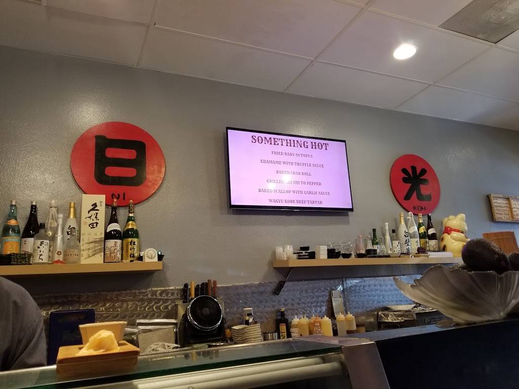 Niko Sushi | restaurant | 19001 Ventura Blvd, Tarzana, CA 91356, USA | 8187050460 OR +1 818-705-0460