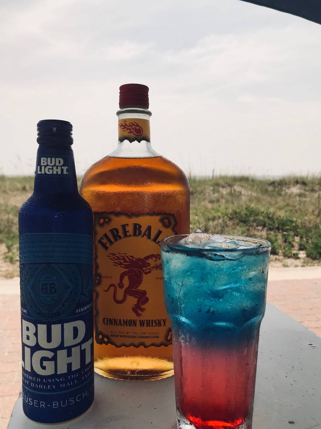 Salt | restaurant | 333 1st St N #110, Jacksonville Beach, FL 32250, USA | 9047013765 OR +1 904-701-3765