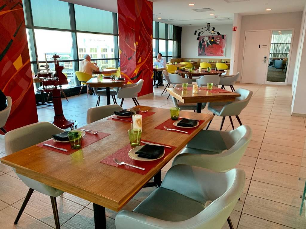 El Tapeo | restaurant | 2100 Spring Rd, Oak Brook, IL 60523, USA | 6308282044 OR +1 630-828-2044