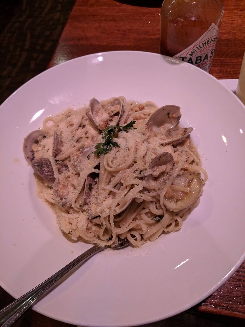 Cascones | restaurant | 3737 N Oak Trafficway, Kansas City, MO 64116, USA | 8164547977 OR +1 816-454-7977