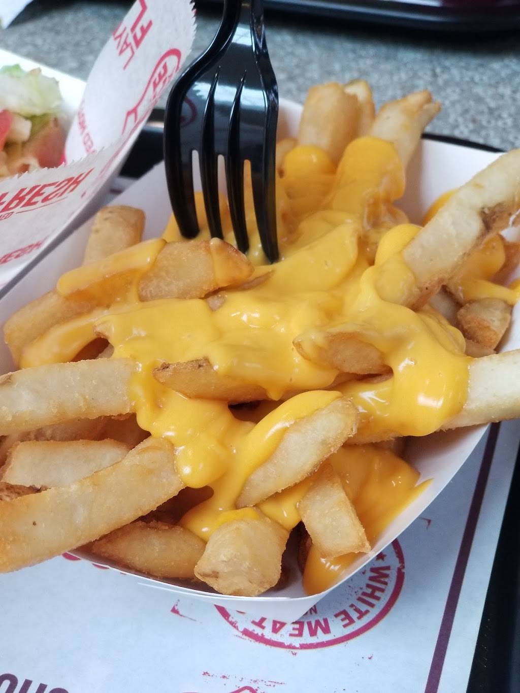 Charleys Philly Steaks | restaurant | 2000 Brittain Rd Ste 604, Akron, OH 44310, USA | 3306302299 OR +1 330-630-2299