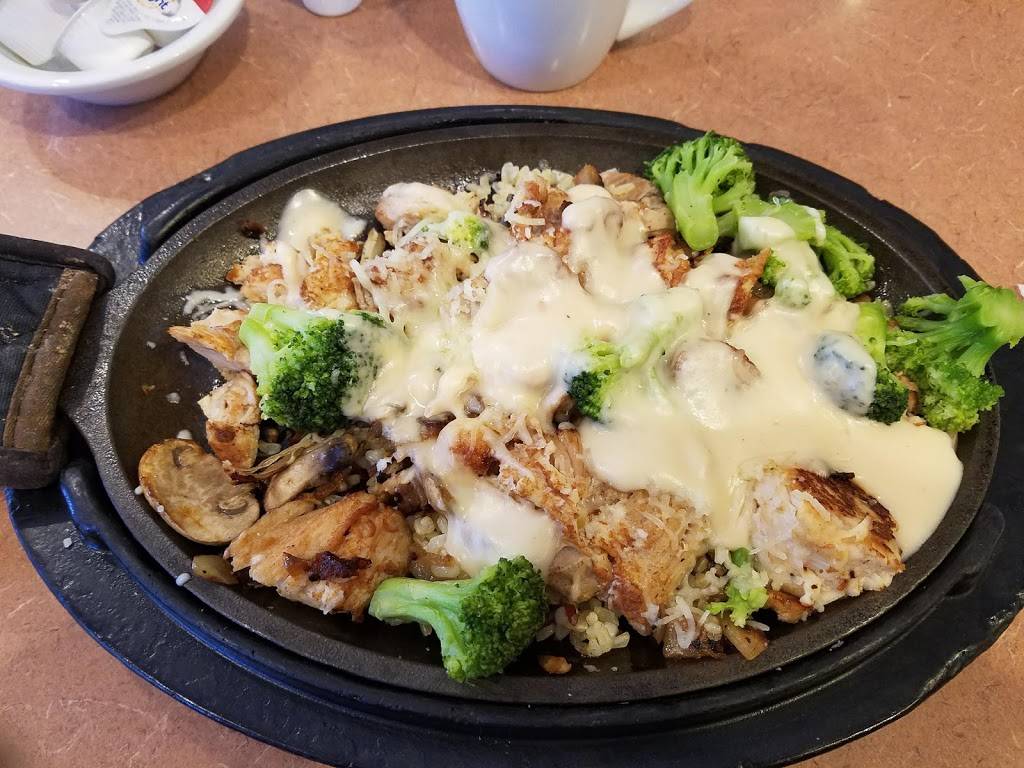 Dennys | restaurant | 37050 47th St E, Palmdale, CA 93552, USA | 6612853884 OR +1 661-285-3884