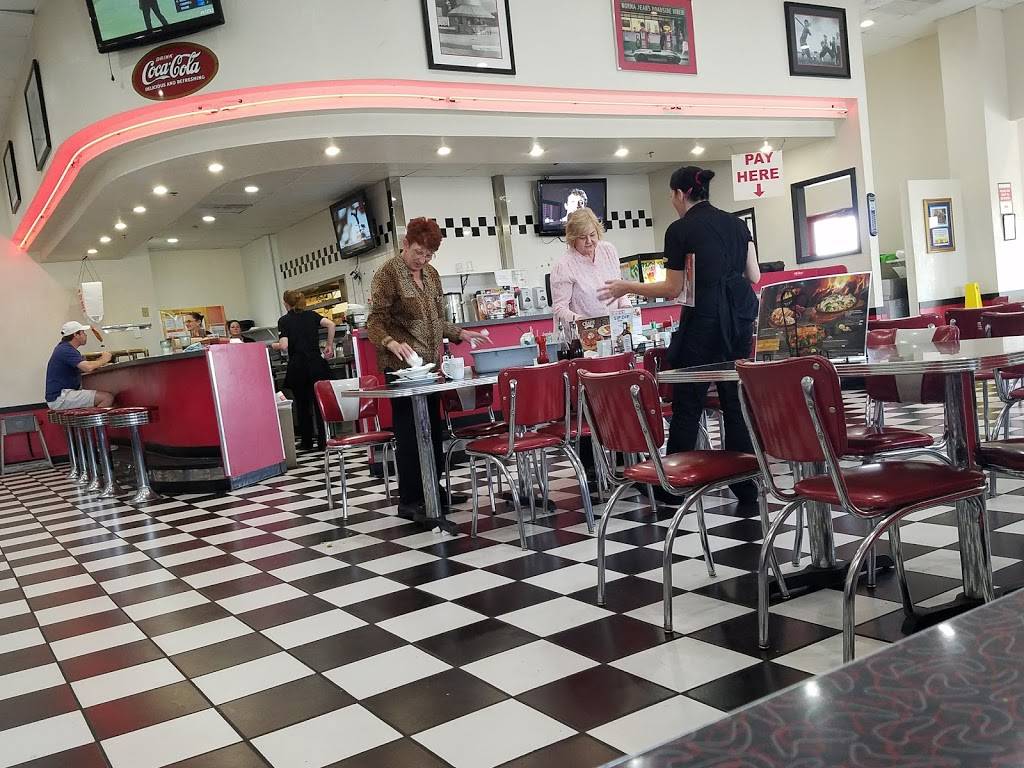 Dennys | restaurant | 370 Millennium Blvd, Brunswick, GA 31525, USA | 9122790903 OR +1 912-279-0903
