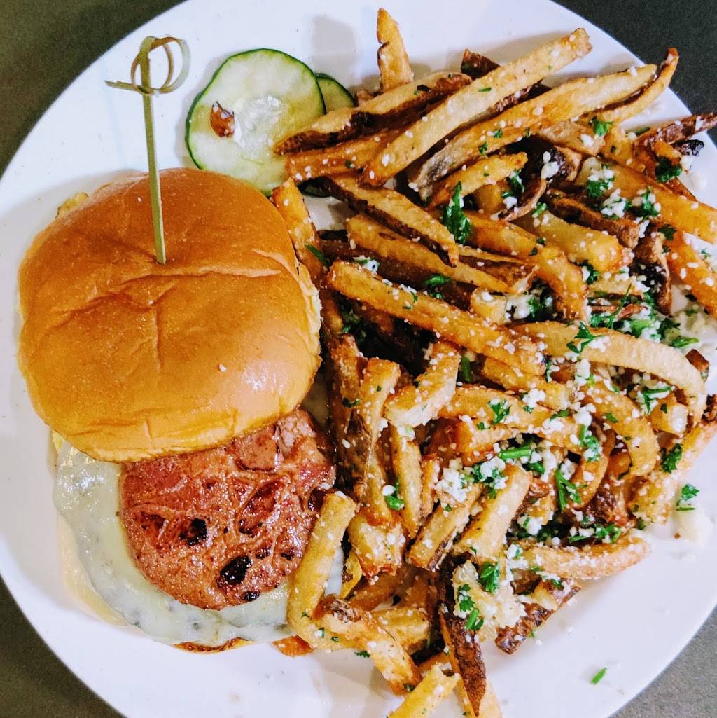 Tap & Burger Belleview Station | restaurant | 4910 S Newport St, Denver, CO 80237, USA | 7205831367 OR +1 720-583-1367