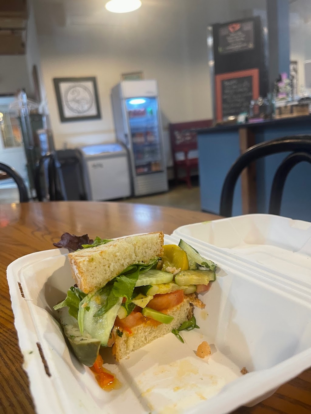 Roots Local Cafe and Catering | restaurant | 55 Main St Suite 111, Newmarket, NH 03857, USA | 6032925118 OR +1 603-292-5118