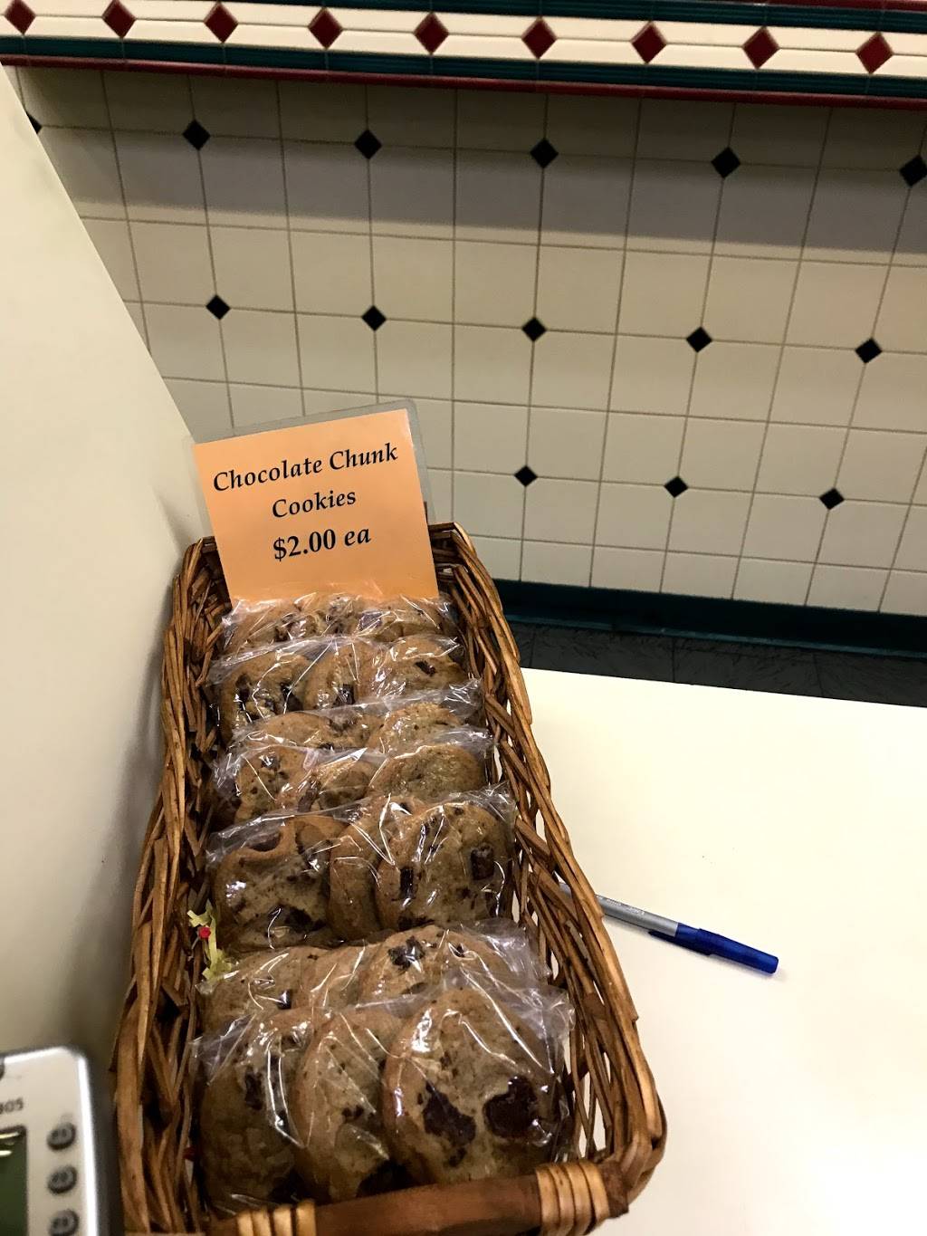 Pizza Joes & Deli | meal takeaway | 4260 Fulton Rd, Cleveland, OH 44144, USA | 2163984033 OR +1 216-398-4033