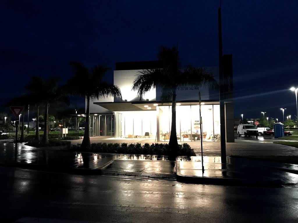 Juicy Burgers | restaurant | 9135 SW 162nd Ave Suite 104, Miami, FL 33196, USA | 8558795842 OR +1 855-879-5842