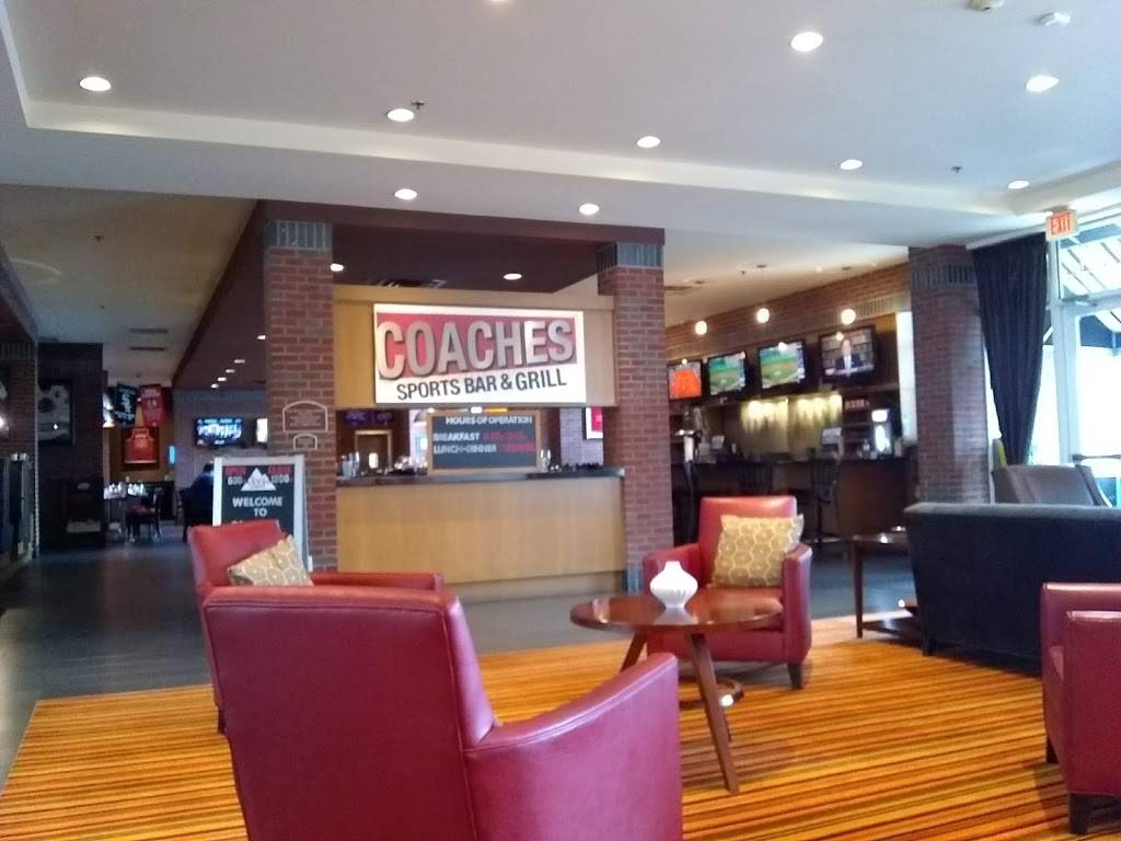 Coaches Sports Bar & Grill | restaurant | 6624 S Cicero Ave, Chicago, IL 60638, USA | 7083257050 OR +1 708-325-7050