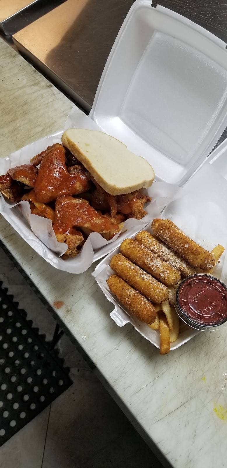 Ds Pizzeria | restaurant | 1158 W 63rd St, Chicago, IL 60621, USA | 7739126822 OR +1 773-912-6822