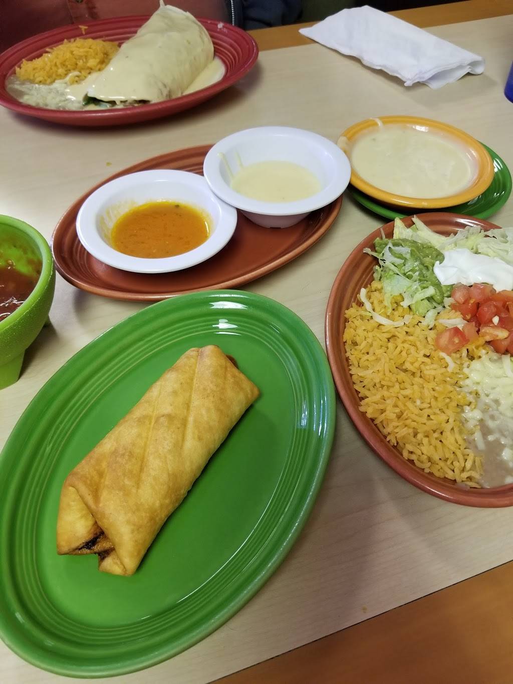 Que Pasa Authentic Mexican Restaurant In Minerva | restaurant | 101 N Market St, Minerva, OH 44657, USA | 3308682221 OR +1 330-868-2221