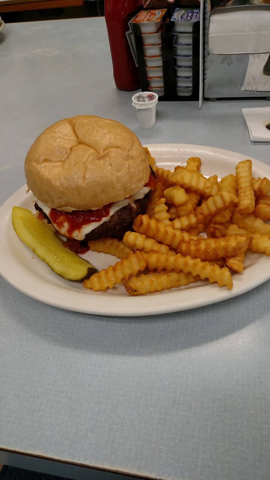 Marios Restaurant | restaurant | 223 Groton Rd, Westford, MA 01886, USA | 9783929360 OR +1 978-392-9360