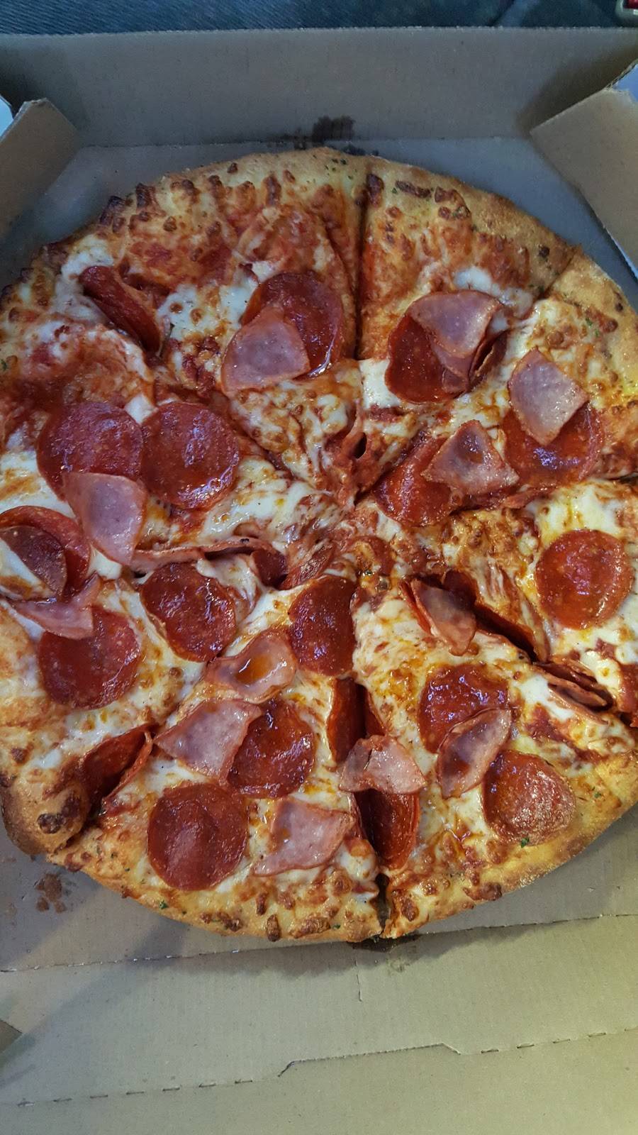 Dominos Pizza | meal delivery | 3350 Lockbourne Rd, Columbus, OH 43207, USA | 6144971300 OR +1 614-497-1300