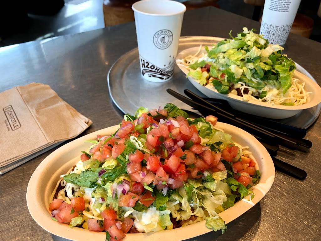 Chipotle Mexican Grill | restaurant | 1250 Fording Island Rd Ste A, Bluffton, SC 29910, USA | 8438362442 OR +1 843-836-2442