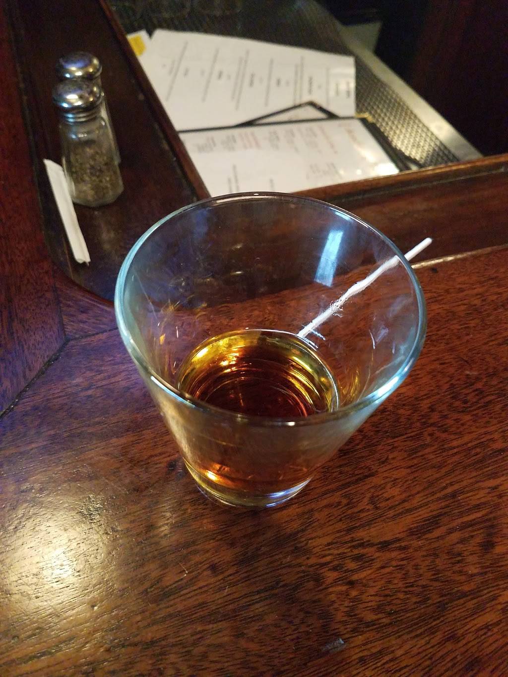 Academy Tavern | restaurant | 12800 Larchmere Blvd, Cleveland, OH 44120, USA | 2162291171 OR +1 216-229-1171