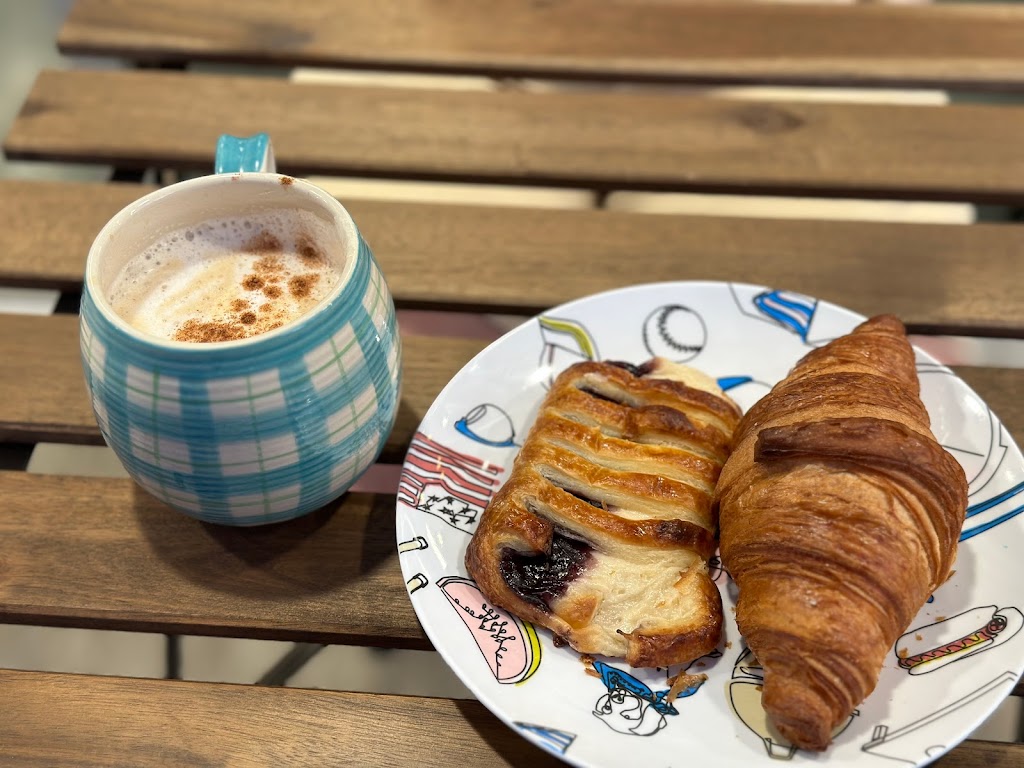 Voila French Café | restaurant | 755 Hammett Bridge Rd Suite 140, Greer, SC 29650, USA | 8643345279 OR +1 864-334-5279