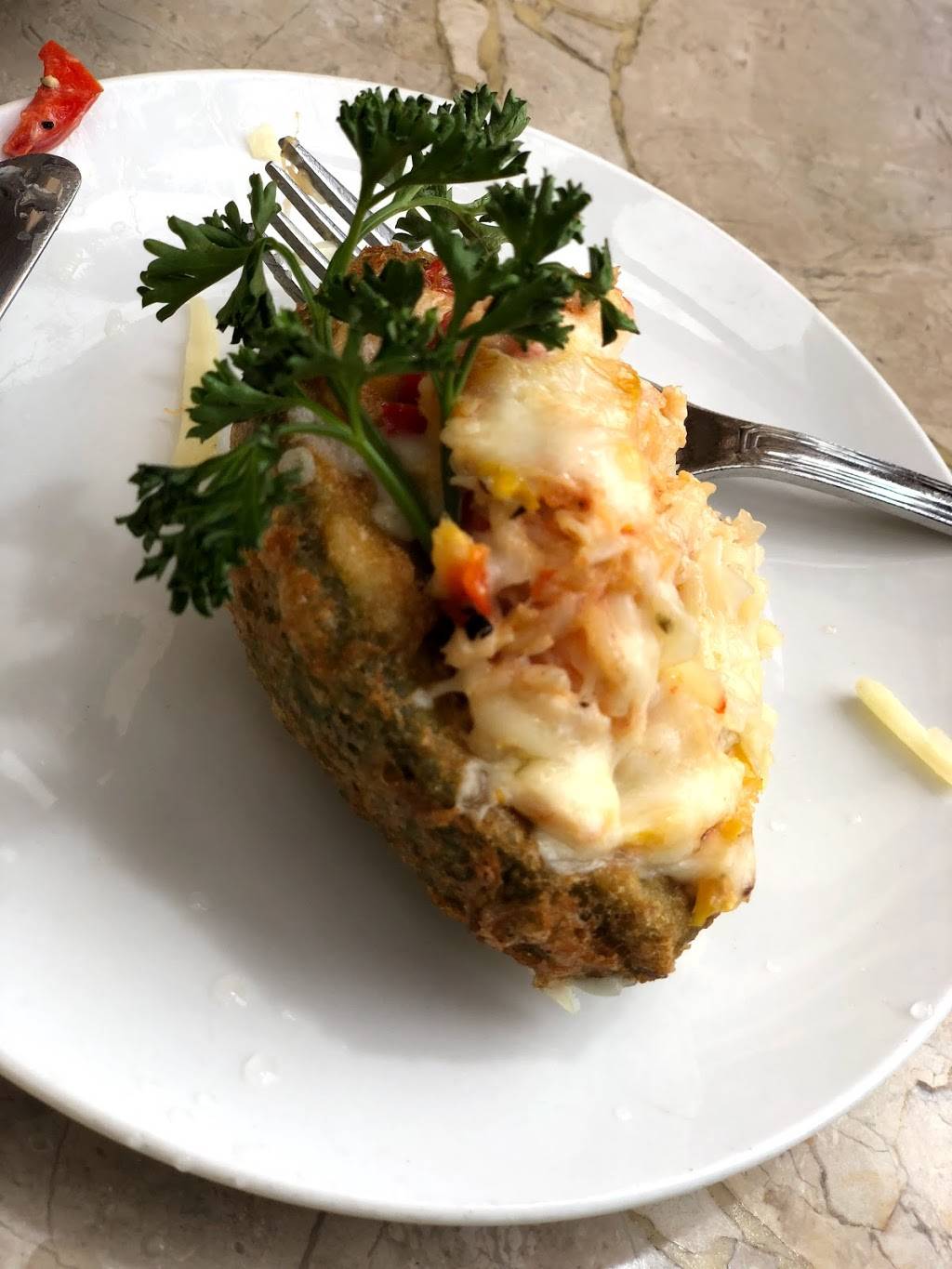 Fishermans Landing Bar & Grill | restaurant | 74855 Country Club Dr, Palm Desert, CA 92260, USA | 7604236079 OR +1 760-423-6079