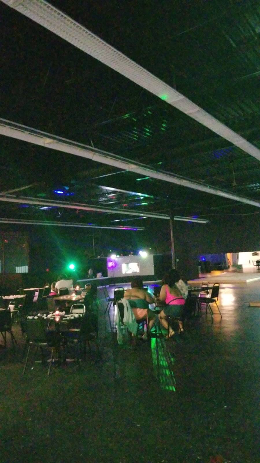 The Social Lounge Memphis | night club | 3188 N Watkins St, Memphis, TN 38127, USA | 9012355202 OR +1 901-235-5202