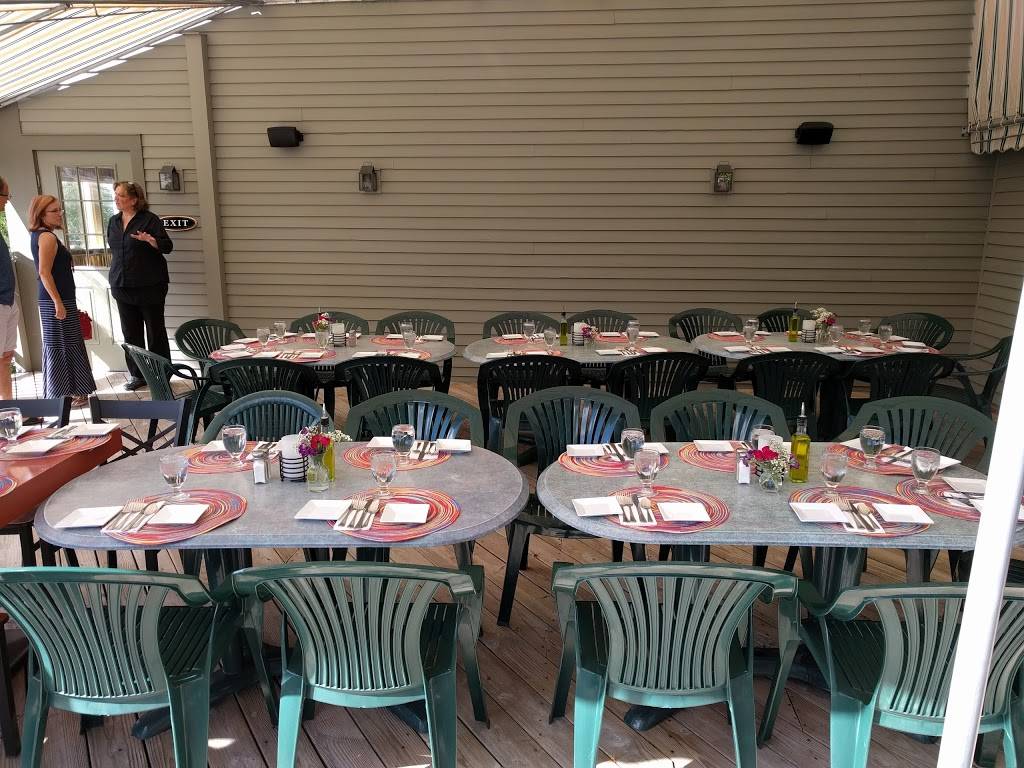 Garlic Johns Restaurant | restaurant | 1610 Depot St, Manchester Center, VT 05255, USA | 8023629843 OR +1 802-362-9843