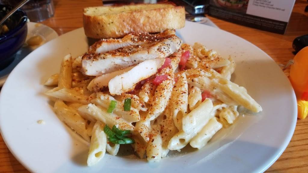 Chilis Grill & Bar | meal takeaway | 8164 S Tryon St, Charlotte, NC 28273, USA | 7045835490 OR +1 704-583-5490