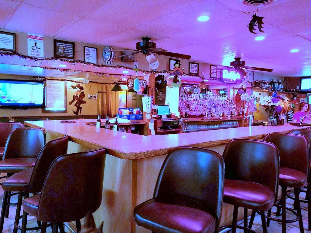 Duckys Pub & Grill | restaurant | 9 Cleveland St, Butler, OH 44822, USA | 4198832229 OR +1 419-883-2229