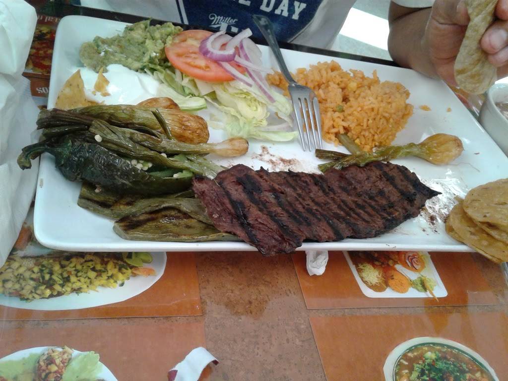 Amigas Restaurant | restaurant | 2109 S Bloomingdale Rd, Glendale Heights, IL 60139, USA | 8472787488 OR +1 847-278-7488