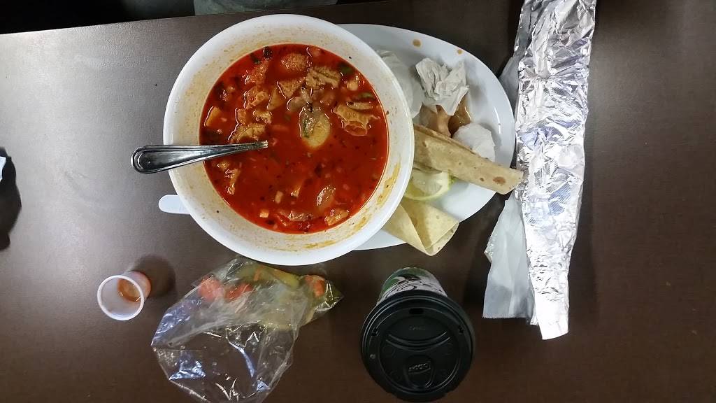 La Fonda Taqueria Y Mariscos | restaurant | 358 Central Ave, Shafter, CA 93263, USA | 6617460034 OR +1 661-746-0034