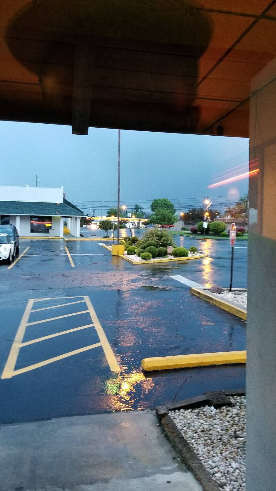 Subway | restaurant | 1259 N Fairfield Rd, Beavercreek, OH 45432, USA | 9374271518 OR +1 937-427-1518