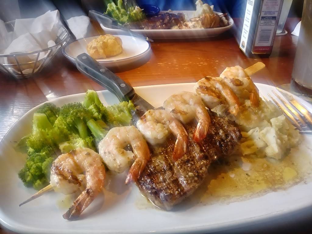 Red Lobster | restaurant | 4805 S Hulen St, Fort Worth, TX 76132, USA | 8172927293 OR +1 817-292-7293