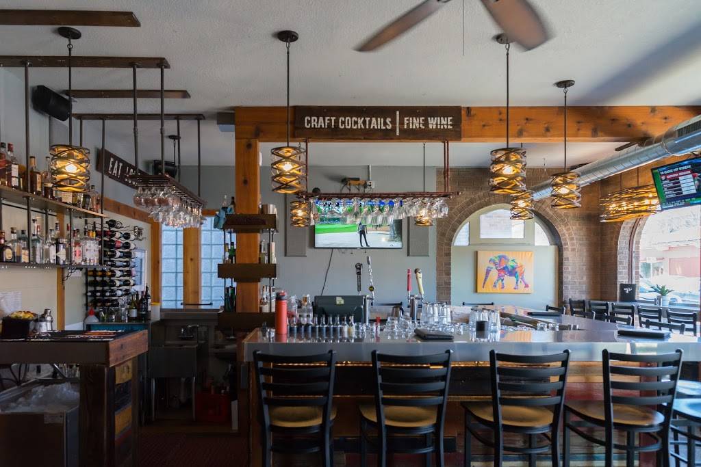 Tusk | restaurant | 5513 W North Ave, Milwaukee, WI 53208, USA | 4147632095 OR +1 414-763-2095