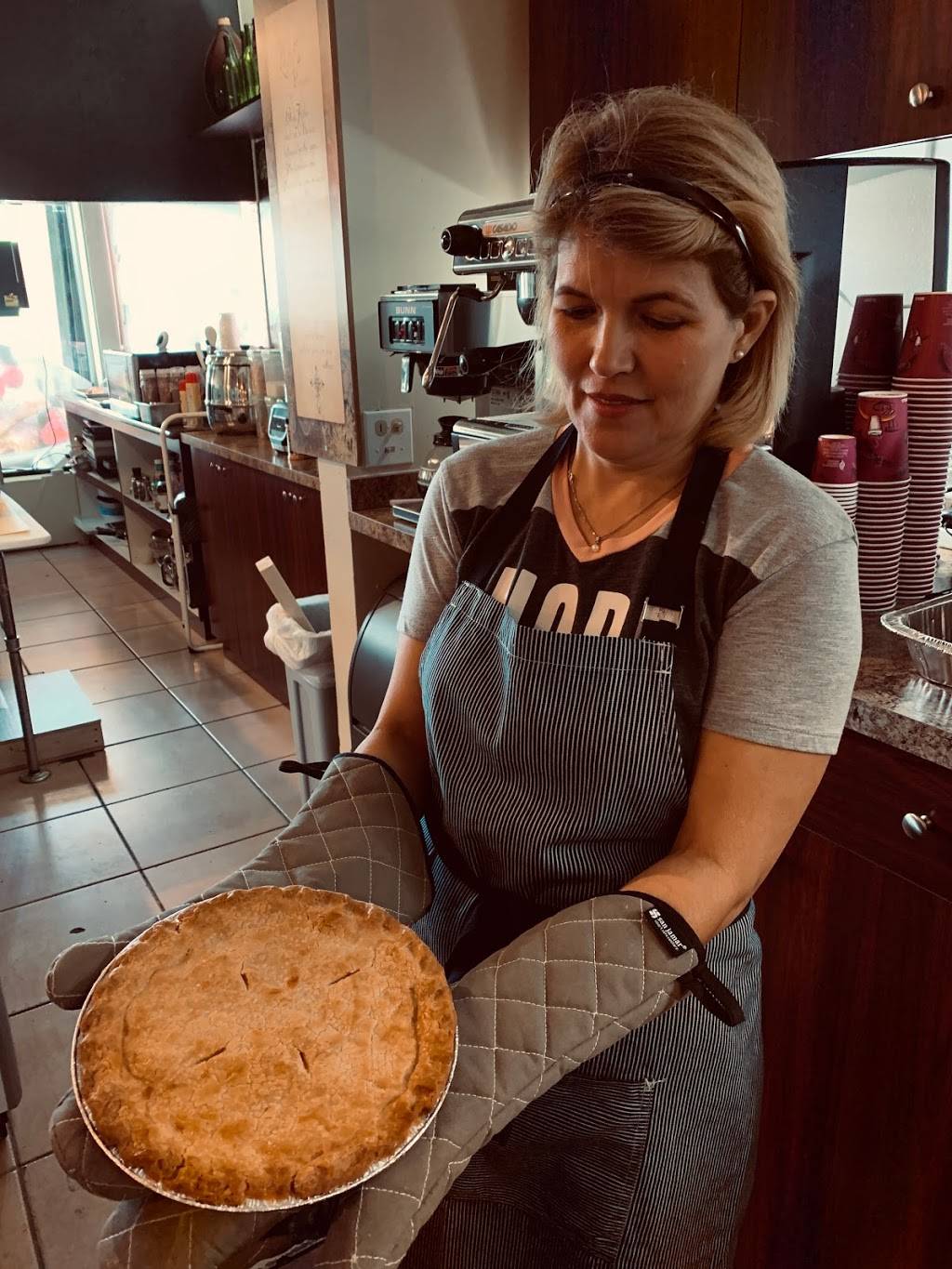 Oh yes !! Crepes & Sandwiches | restaurant | 8269 SW 124th St, Pinecrest, FL 33156, USA | 7865921399 OR +1 786-592-1399