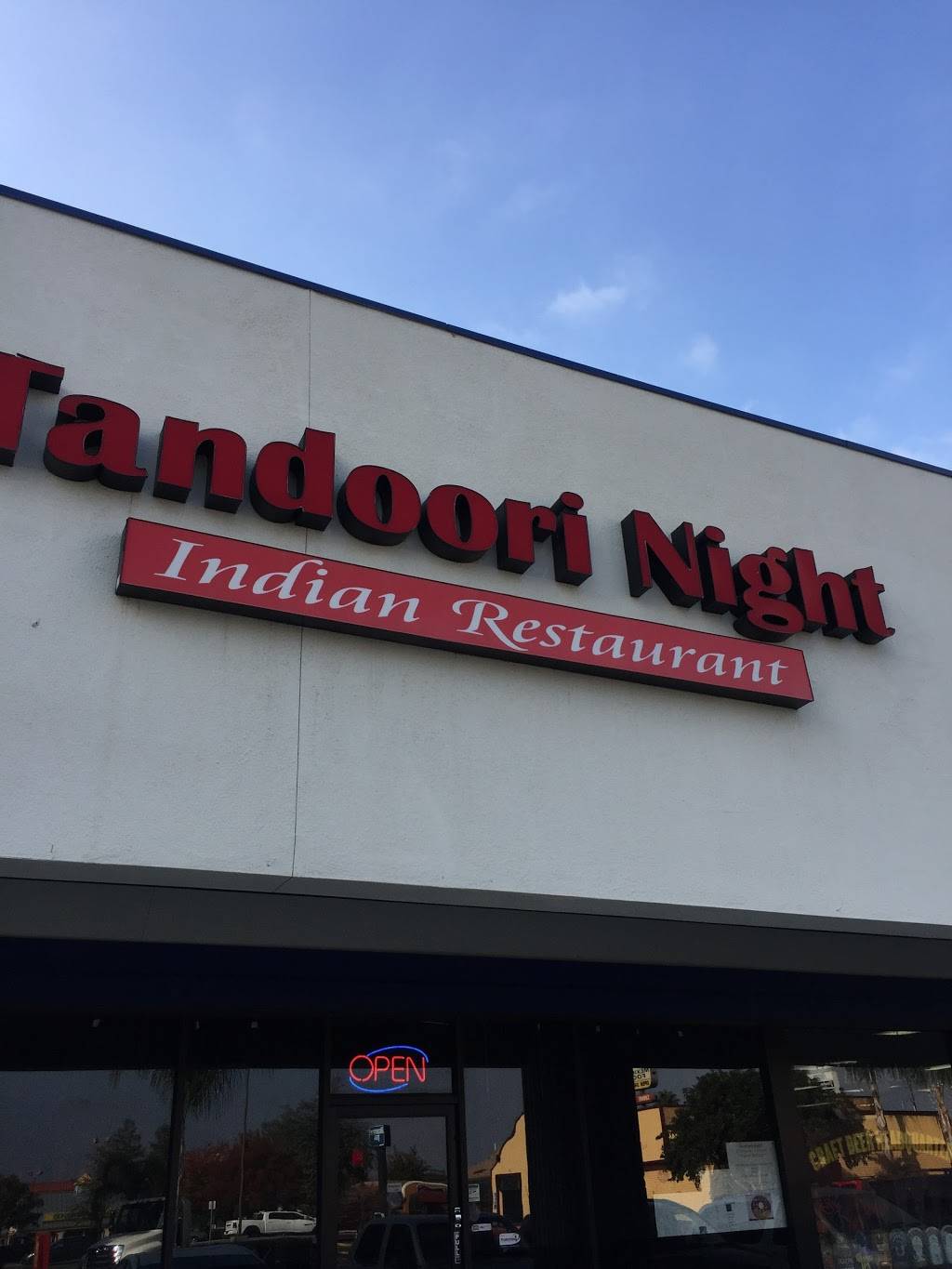 Tandoori Night | restaurant | 6751 N Blackstone Ave, Fresno, CA 93710, USA | 5594387200 OR +1 559-438-7200